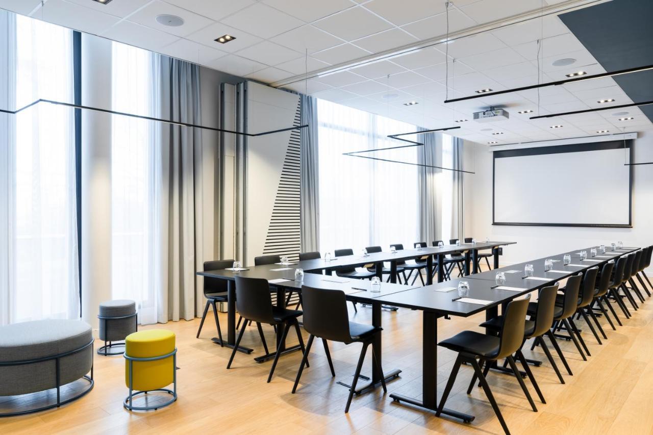 Courtyard By Marriott Paris Creteil Hotel Exterior photo